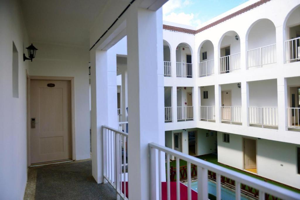 Hotel Blue Saipan Garden Extérieur photo